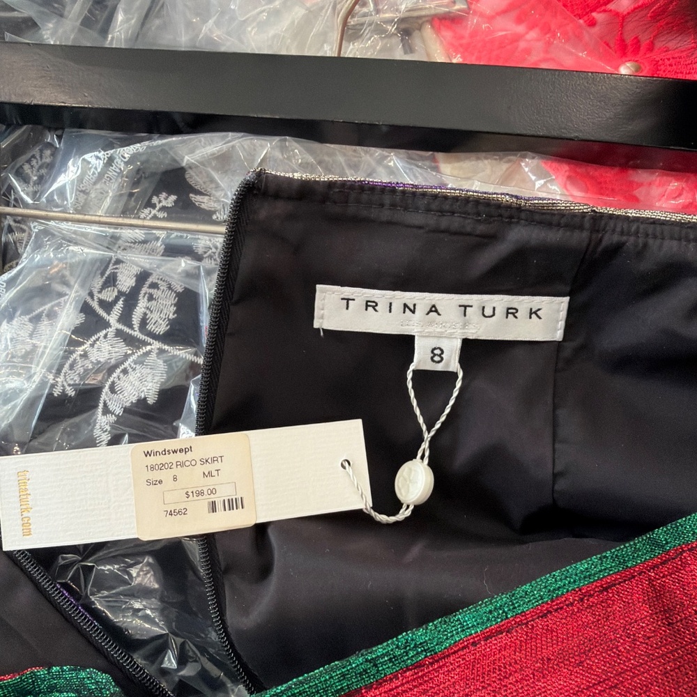 Trina Turk skirt - Picture 3 of 3